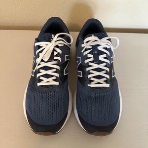 New Balance Men's 520 V7 Running Shoe